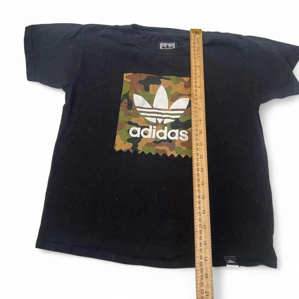 N/A adidas black